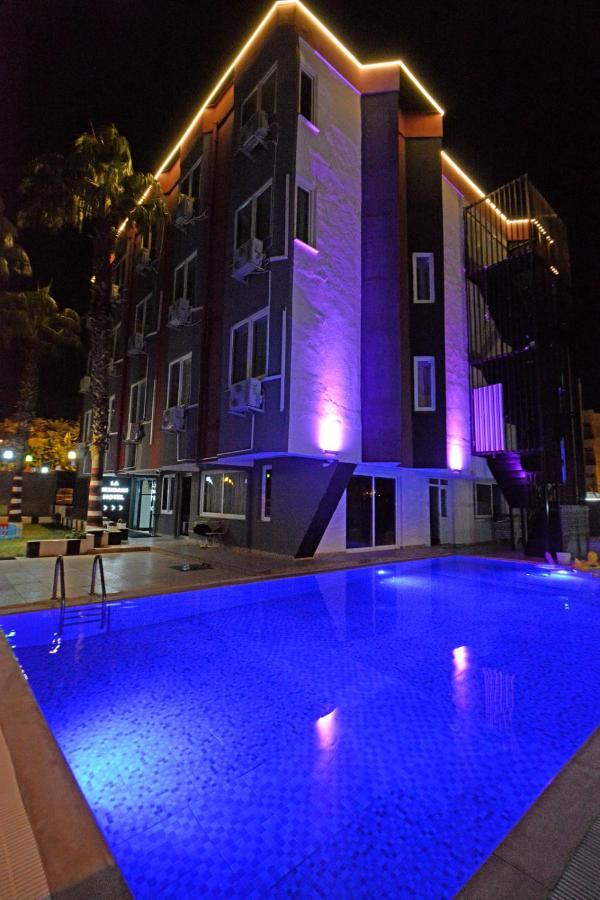 La Rezidans Hotel 安塔利亚 外观 照片